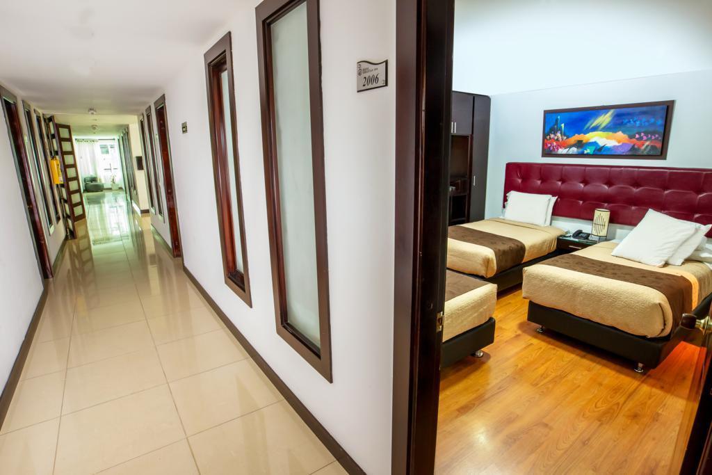 Aw Hotel Connect 33 Богота Экстерьер фото