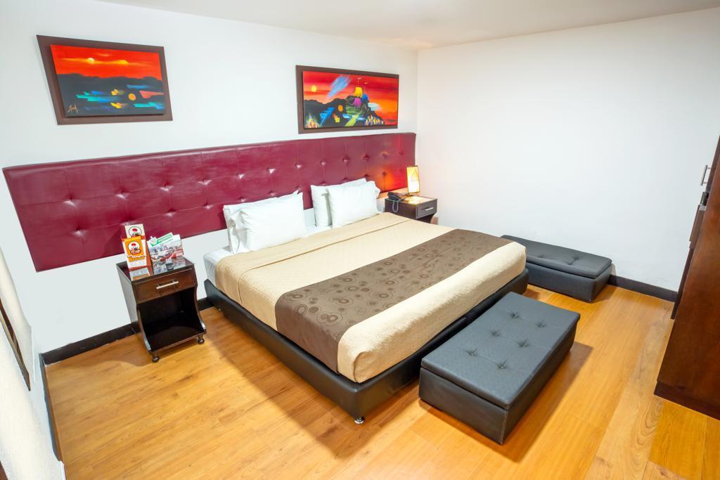 Aw Hotel Connect 33 Богота Экстерьер фото